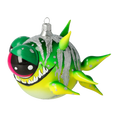 Załaduj obraz do przeglądarki galerii, Green spiny fish. Handmade Glass Christmas ornament. 2021-039
