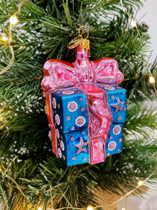 Bundled Gift in Bubblegum