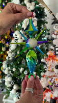 Load and play video in Gallery viewer, Sapphire Zenith Drift
