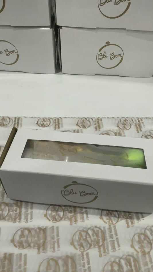 Złoty Blask Limonkowej Kropli Drop