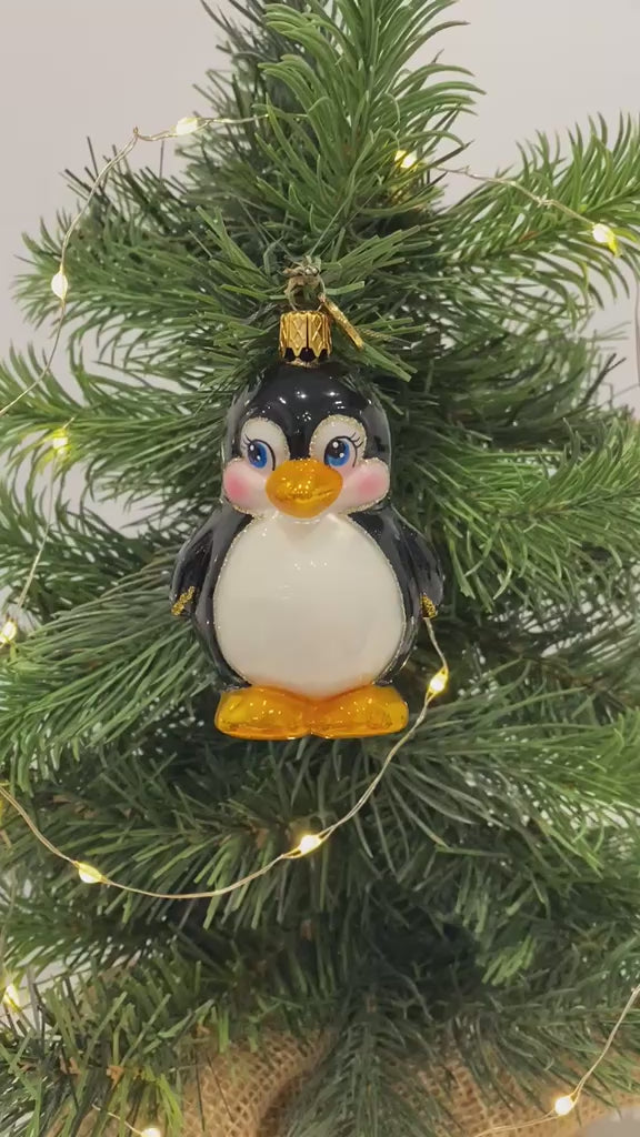 Chubby Penguin in Onyx