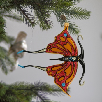 red_butterfly_glass_ornaments_1.jpg
